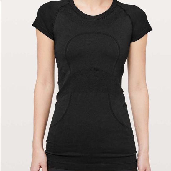 lululemon athletica Tops - Lululemon Swiftly Tech Short Sleeve Crew